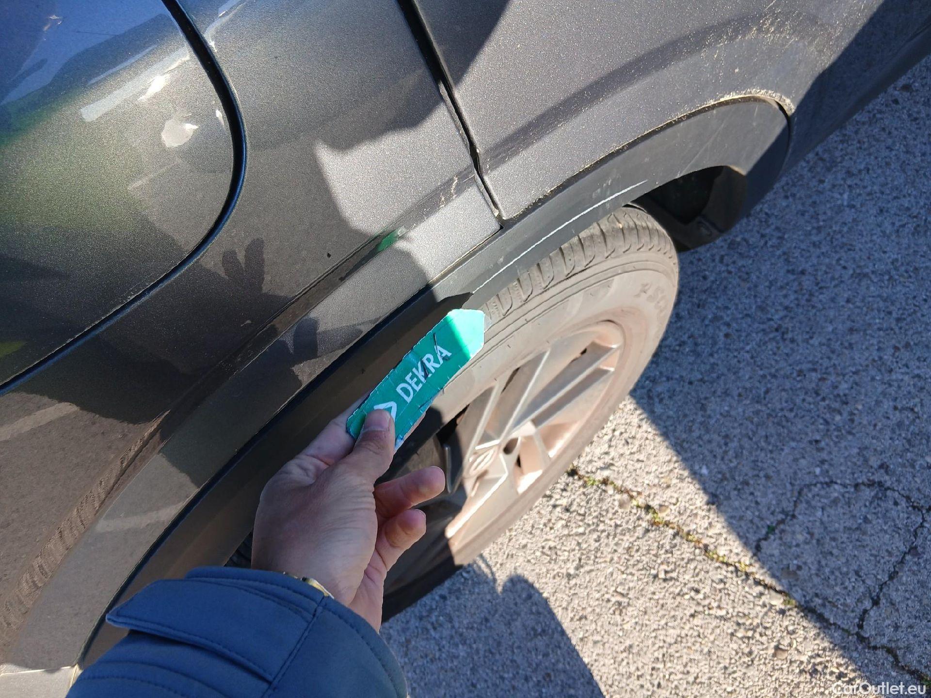  Nissan  Qashqai NISSAN  / 2021 / 5P / todoterreno DIG-T 116kW (158CV) mHEV Xtronic Acenta (AC) #27