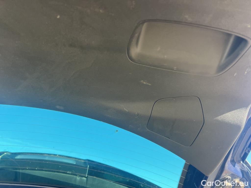  Opel  Crossland  X GS Line 1.2 Turbo 110CV MT6 6E #11