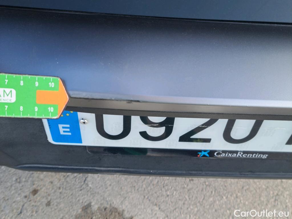  Peugeot  3008  Hybrid 136 Allure 1.2 135CV AT6 6E #40