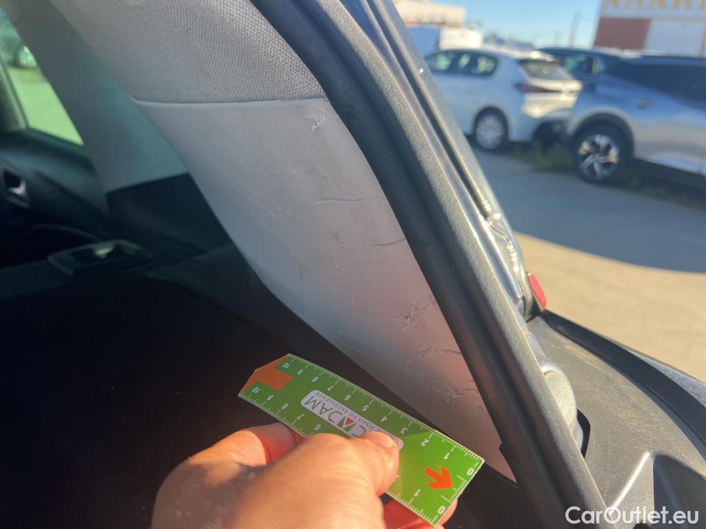  Opel  Crossland  X GS Line 1.2 Turbo 110CV MT6 6E #14