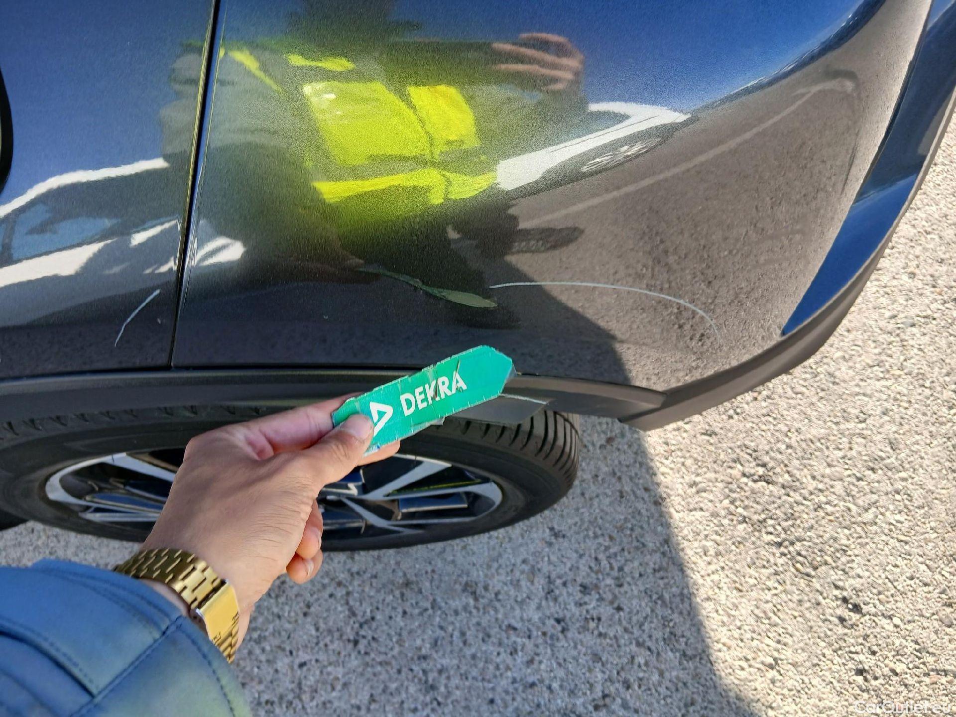  Toyota  C-HR TOYOTA  / 2019 / 5P / todoterreno 1.8 125H Advance #34