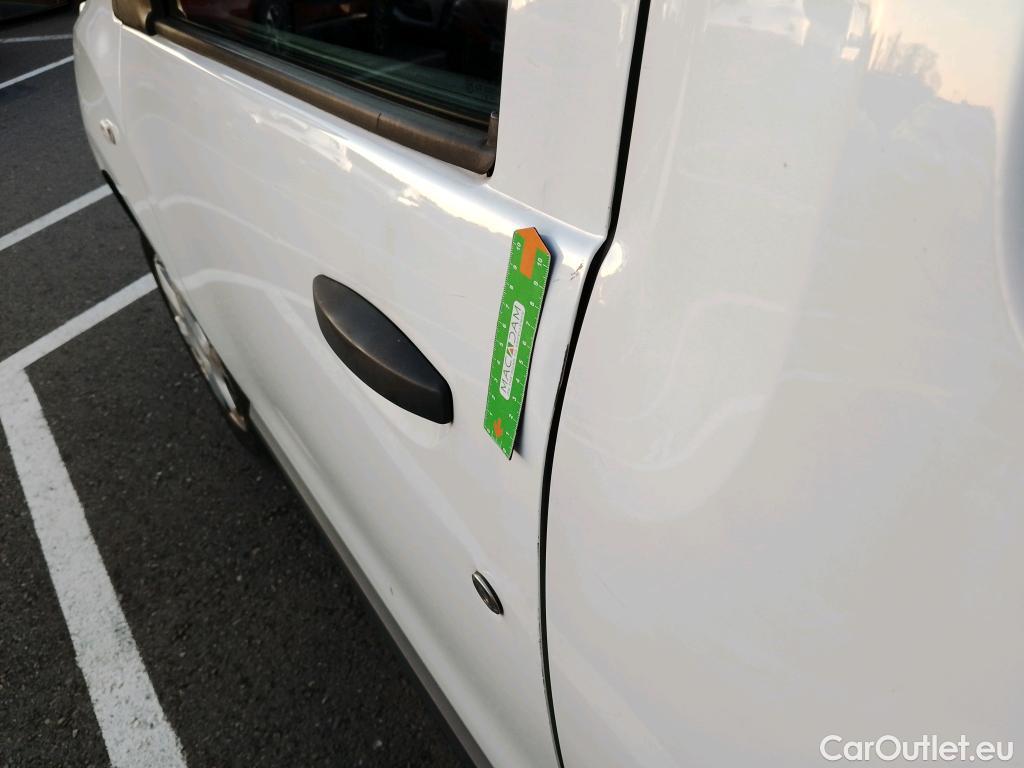  Dacia  Dokker DACIA  / 2013 / 4P / furgón derivado de turismo Van Essential 1.6 75kW (100CV) GLP #13