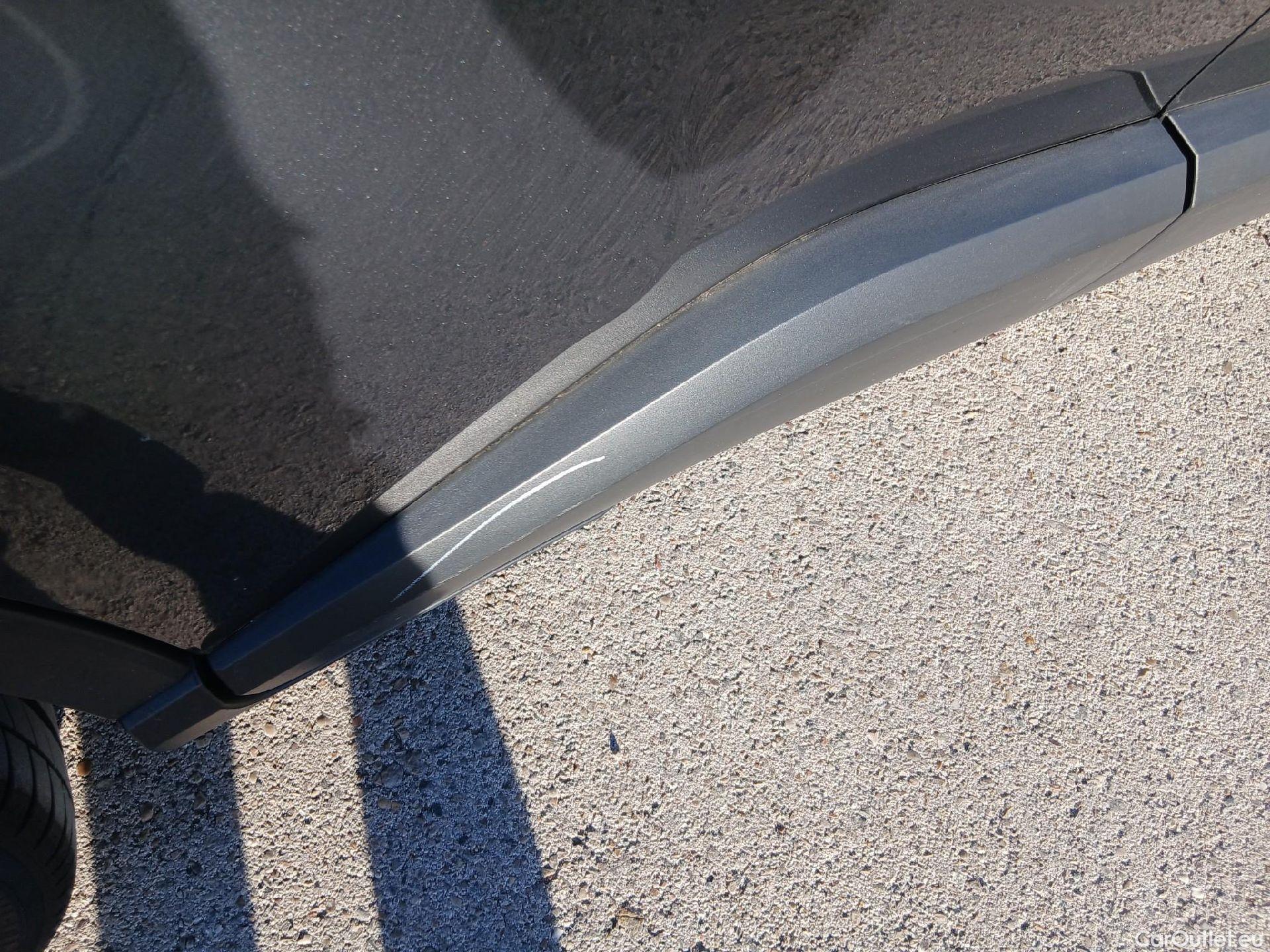  Toyota  C-HR TOYOTA  / 2019 / 5P / todoterreno 1.8 125H Advance #52