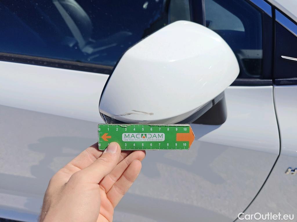  Toyota  Corolla TOYOTA  / 2019 / 5P / familiar 1.8 125H STYLE E-CVT TOURING SPORT #76