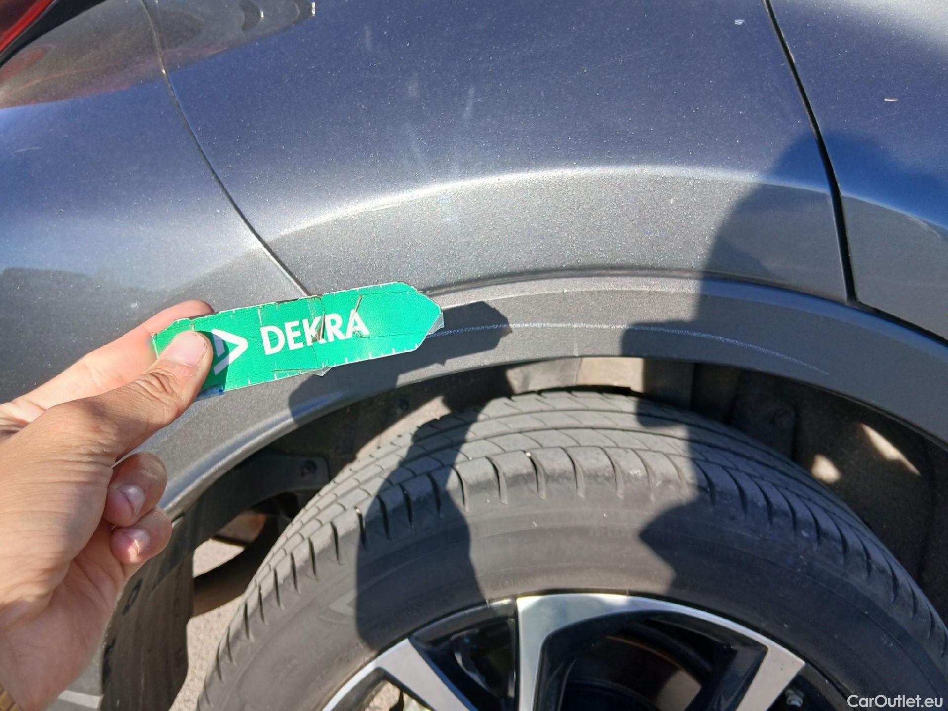  Toyota  C-HR TOYOTA  / 2019 / 5P / todoterreno 1.8 125H Advance #44