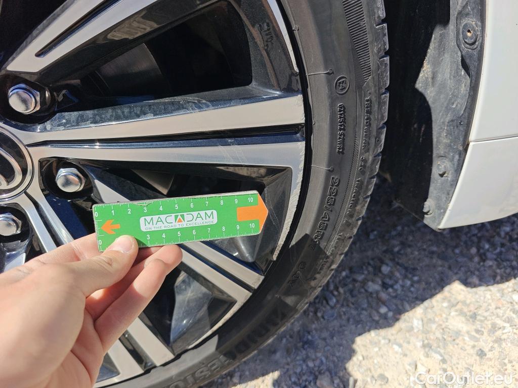  Toyota  Corolla TOYOTA  / 2019 / 5P / familiar 1.8 125H STYLE E-CVT TOURING SPORT #19