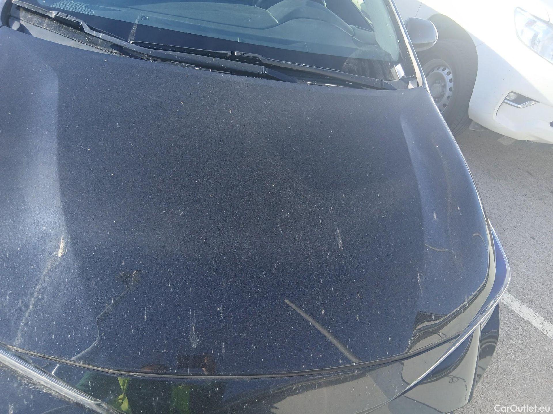  Toyota  Corolla TOYOTA  / 2019 / 5P / familiar 1.8 125H STYLE E-CVT TOURING SPORT #7