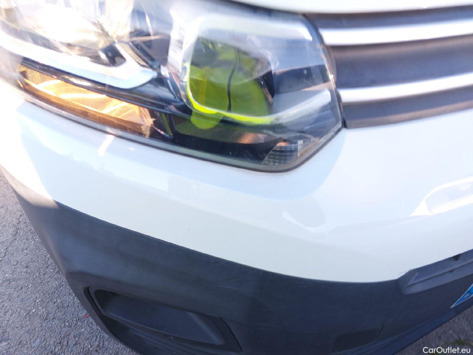  Citroen  Berlingo CITROEN  / 2018 / 3P / furgón derivado de turismo Talla M BlueHDi 73kW CONTROL #33