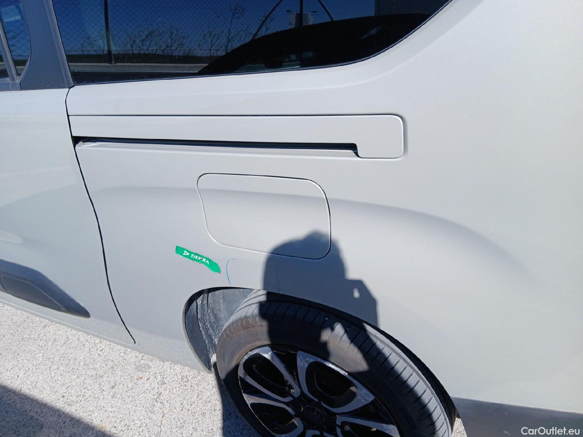  Citroen  Berlingo CITROEN  / 2018 / 5P / monovolumen compacto Talla XL BlueHDi 130 S&S EAT8 SHINE #15