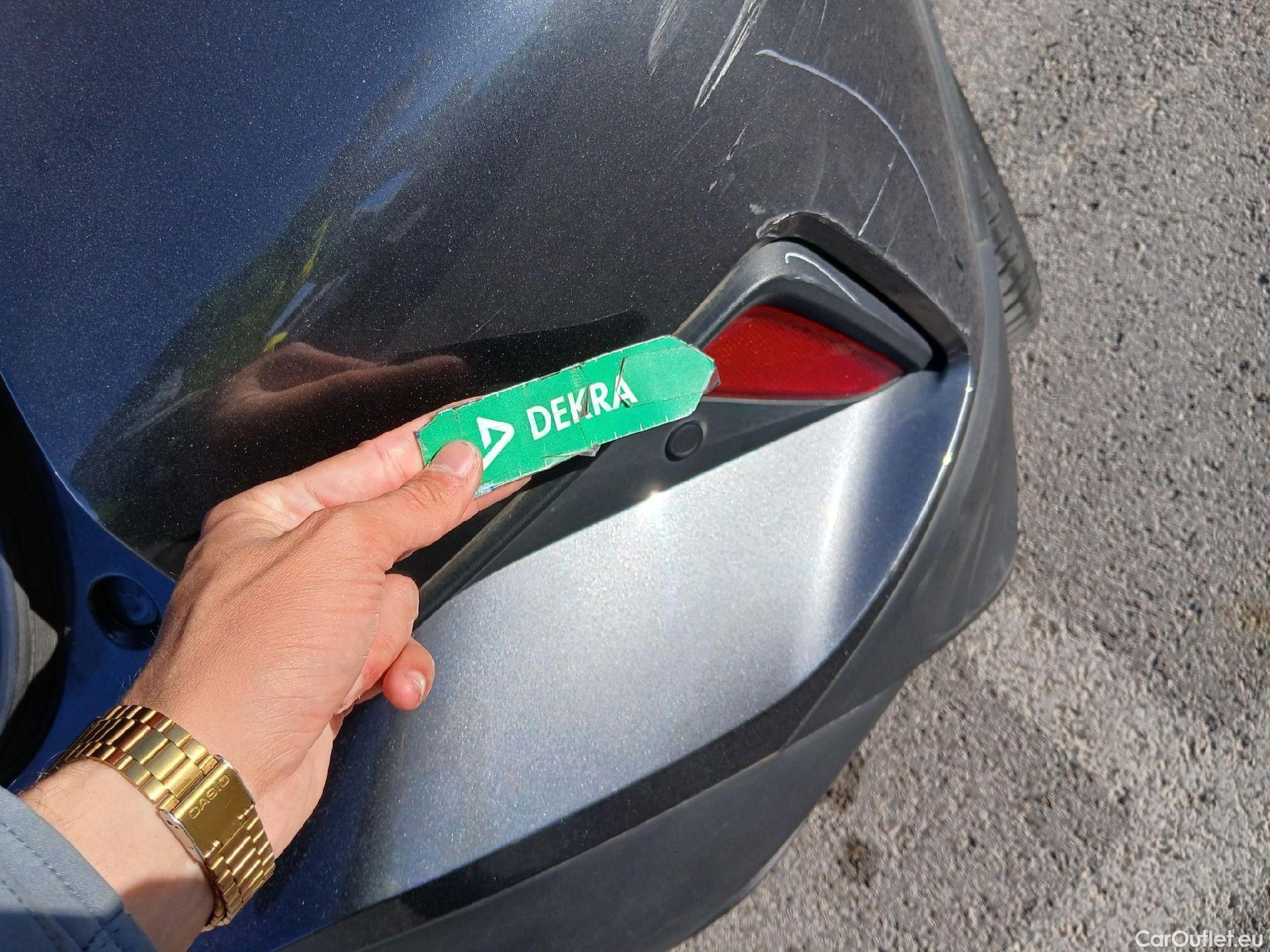  Toyota  C-HR TOYOTA  / 2019 / 5P / todoterreno 1.8 125H Advance #38