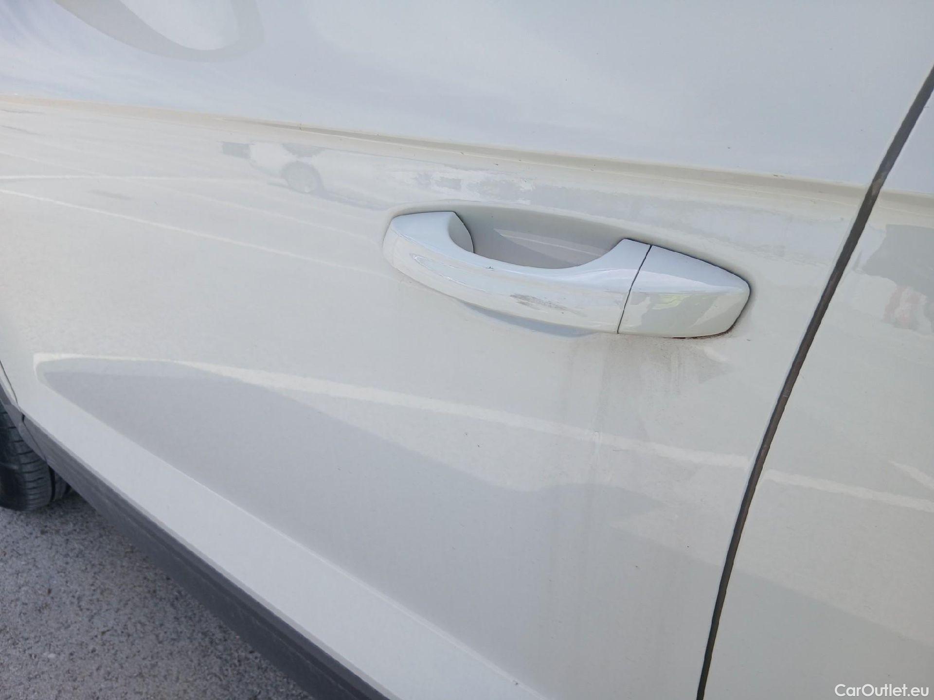  Volkswagen  T-ROC VOLKSWAGEN  / 2021 / 5P / todoterreno Life 1.5 TSI 110kW (150CV) DSG #11