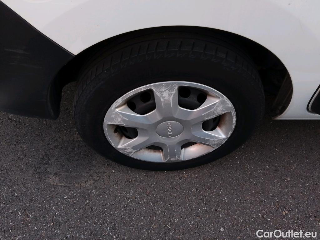  Dacia  Dokker DACIA  / 2013 / 4P / furgón derivado de turismo Van Essential 1.6 75kW (100CV) GLP #31