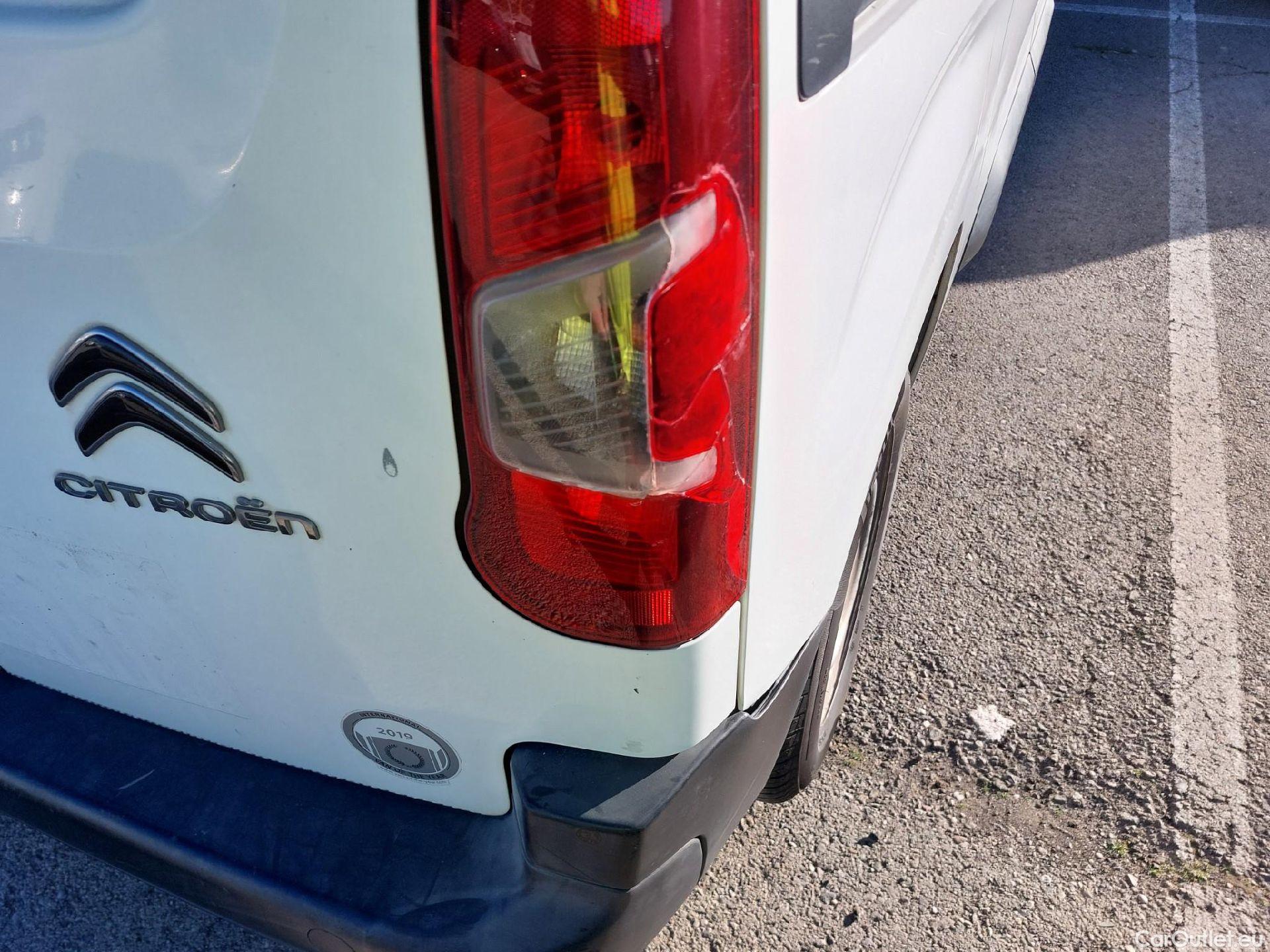  Citroen  Berlingo CITROEN  / 2018 / 3P / furgón derivado de turismo Talla M BlueHDi 73kW CONTROL #28