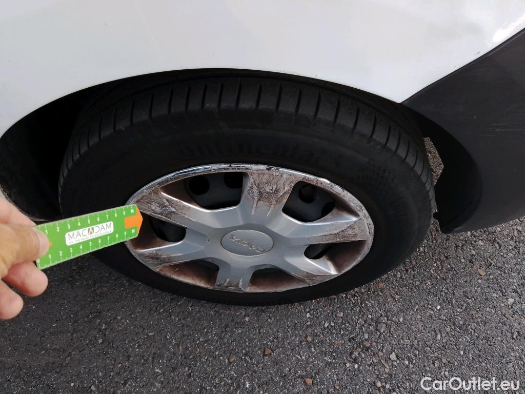  Dacia  Dokker DACIA  / 2013 / 4P / furgón derivado de turismo Van Essential 1.6 75kW (100CV) GLP #30