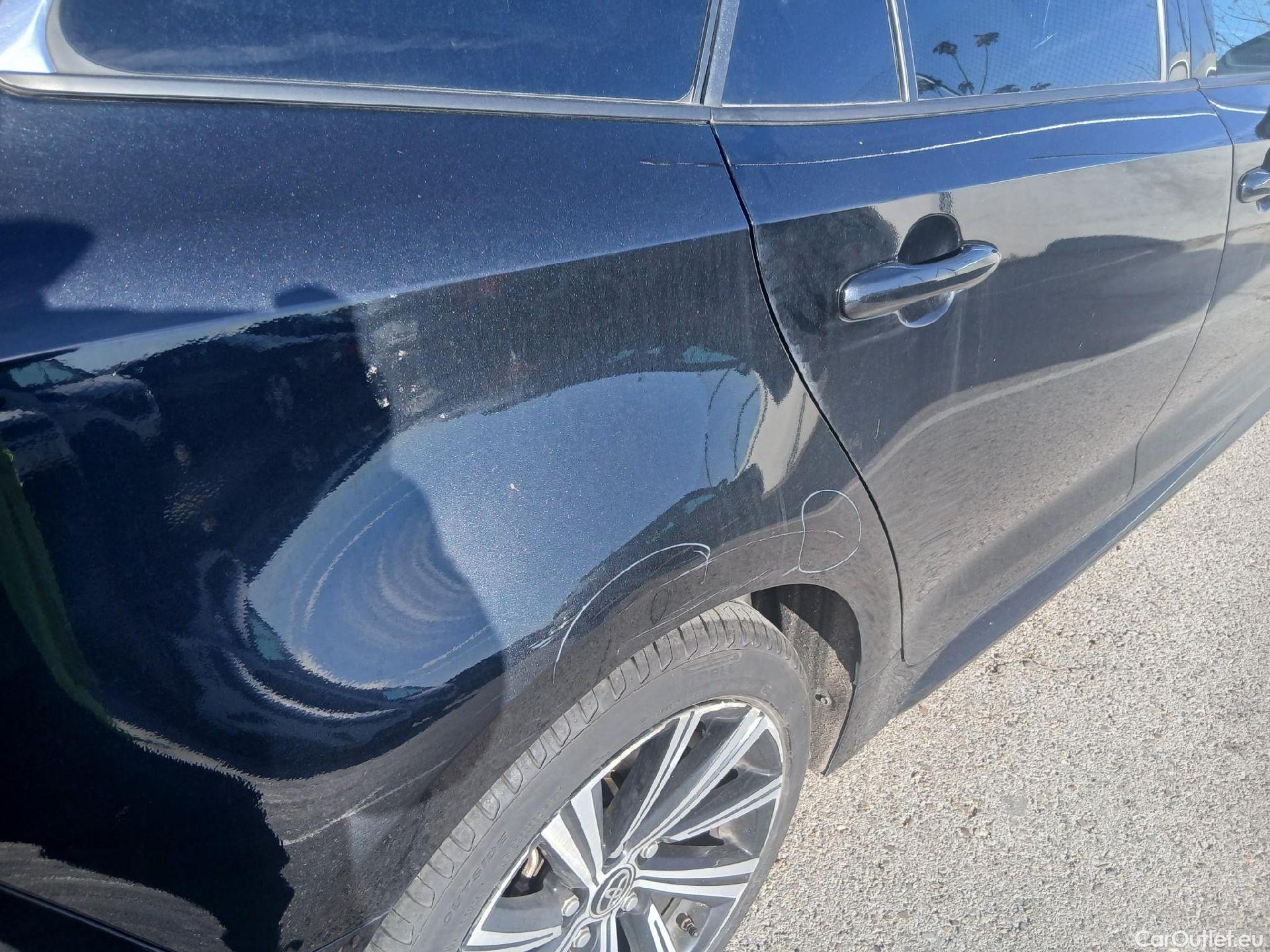  Toyota  Corolla TOYOTA  / 2019 / 5P / familiar 1.8 125H STYLE E-CVT TOURING SPORT #20