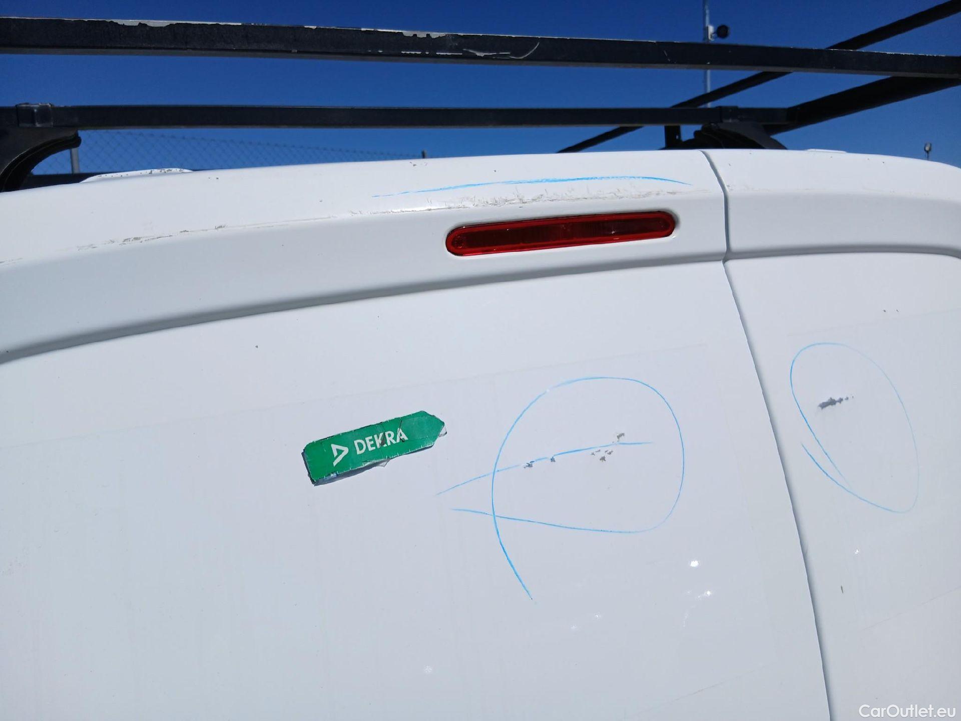  Citroen  Berlingo CITROEN  / 2018 / 3P / furgón derivado de turismo Talla M BlueHDi 73kW CONTROL #25