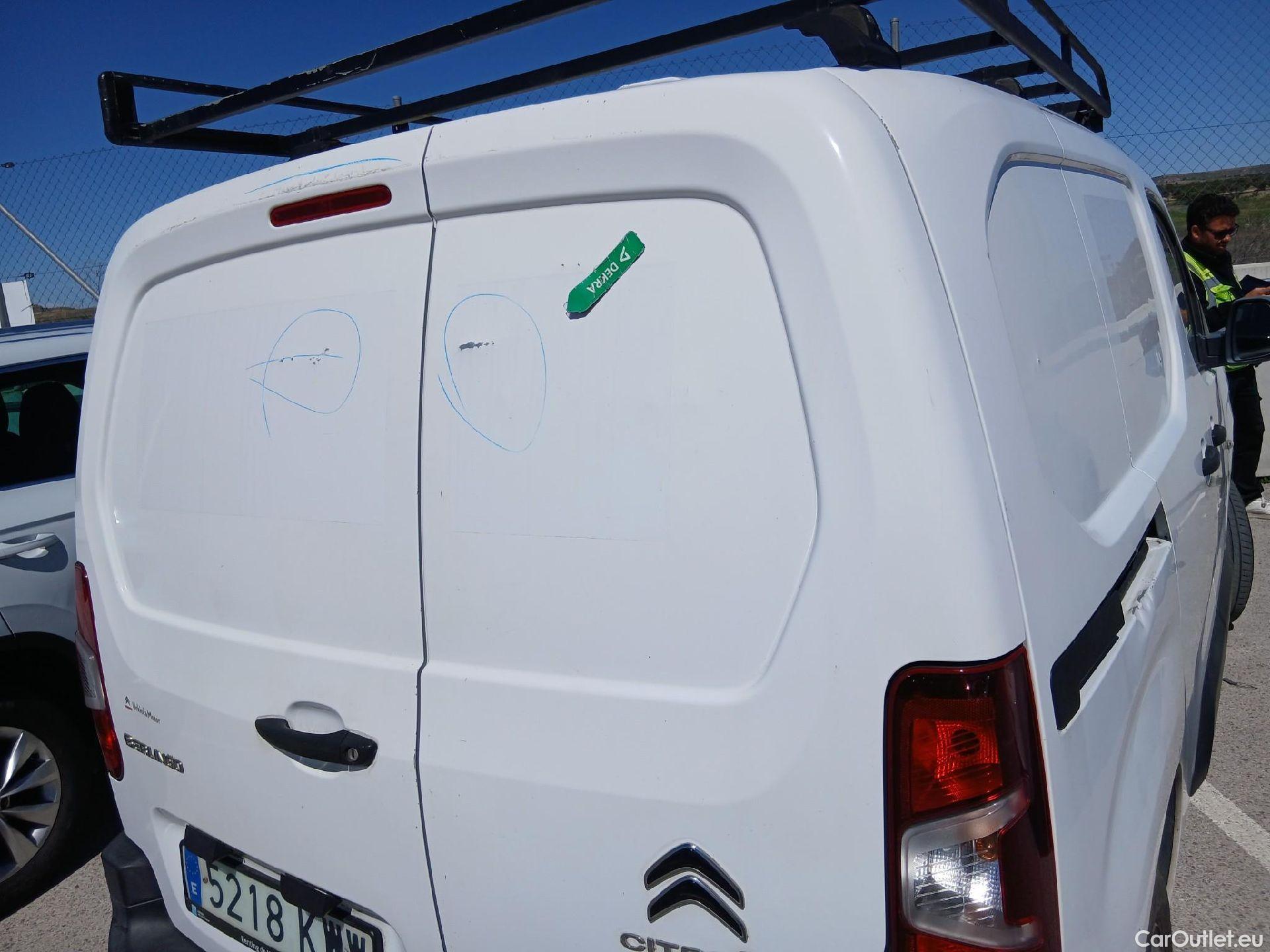  Citroen  Berlingo CITROEN  / 2018 / 3P / furgón derivado de turismo Talla M BlueHDi 73kW CONTROL #26