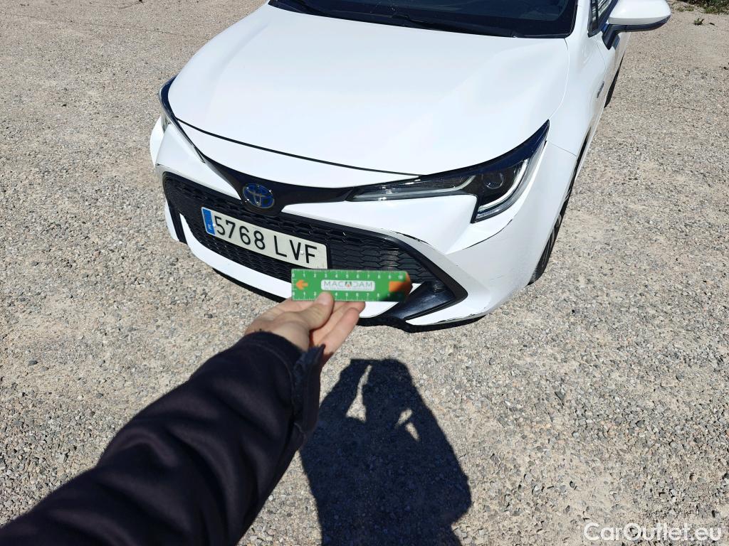  Toyota  Corolla TOYOTA  / 2019 / 5P / familiar 1.8 125H STYLE E-CVT TOURING SPORT #54