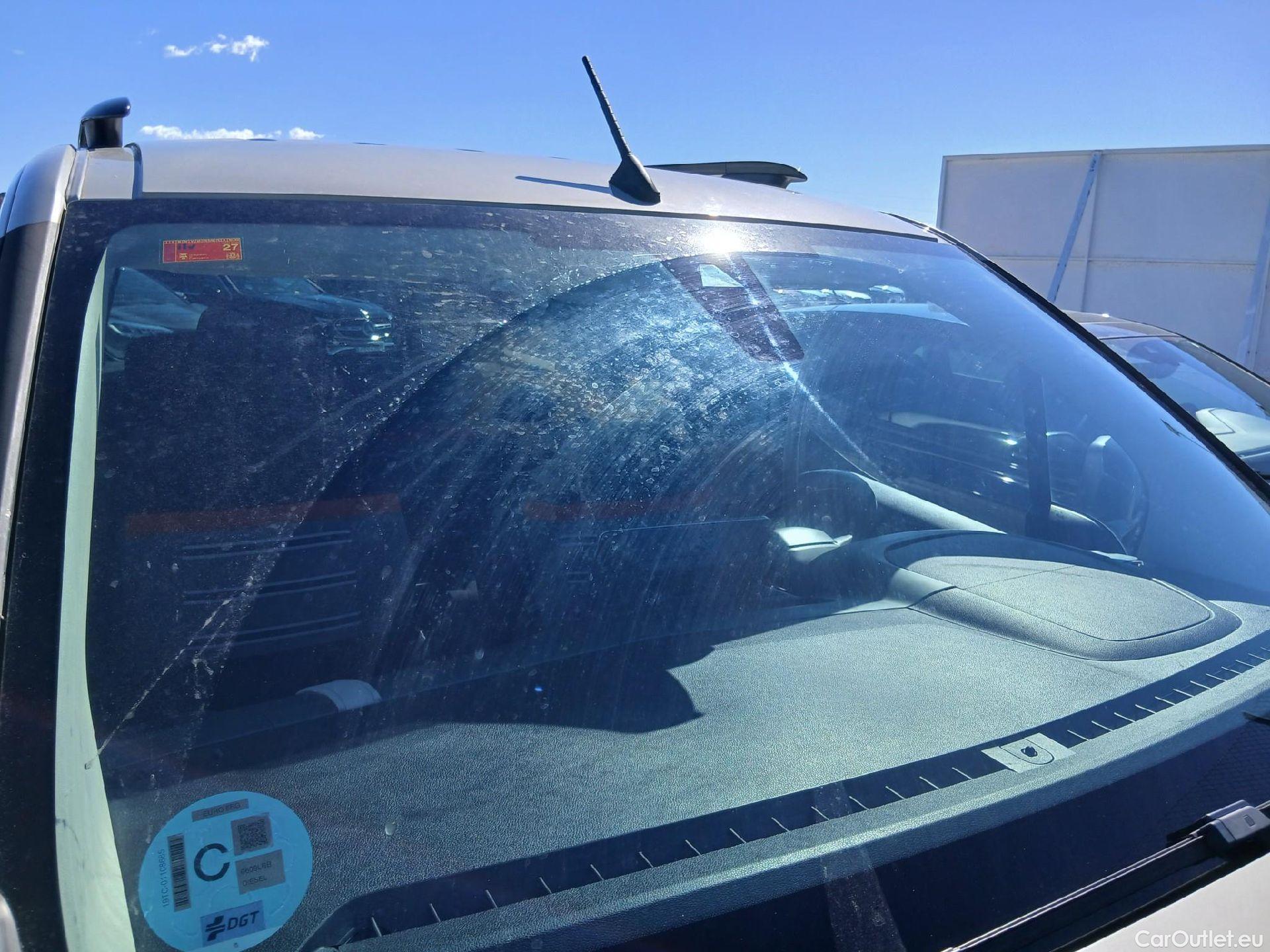  Citroen  Berlingo CITROEN  / 2018 / 5P / monovolumen compacto Talla XL BlueHDi 130 S&S EAT8 SHINE #1