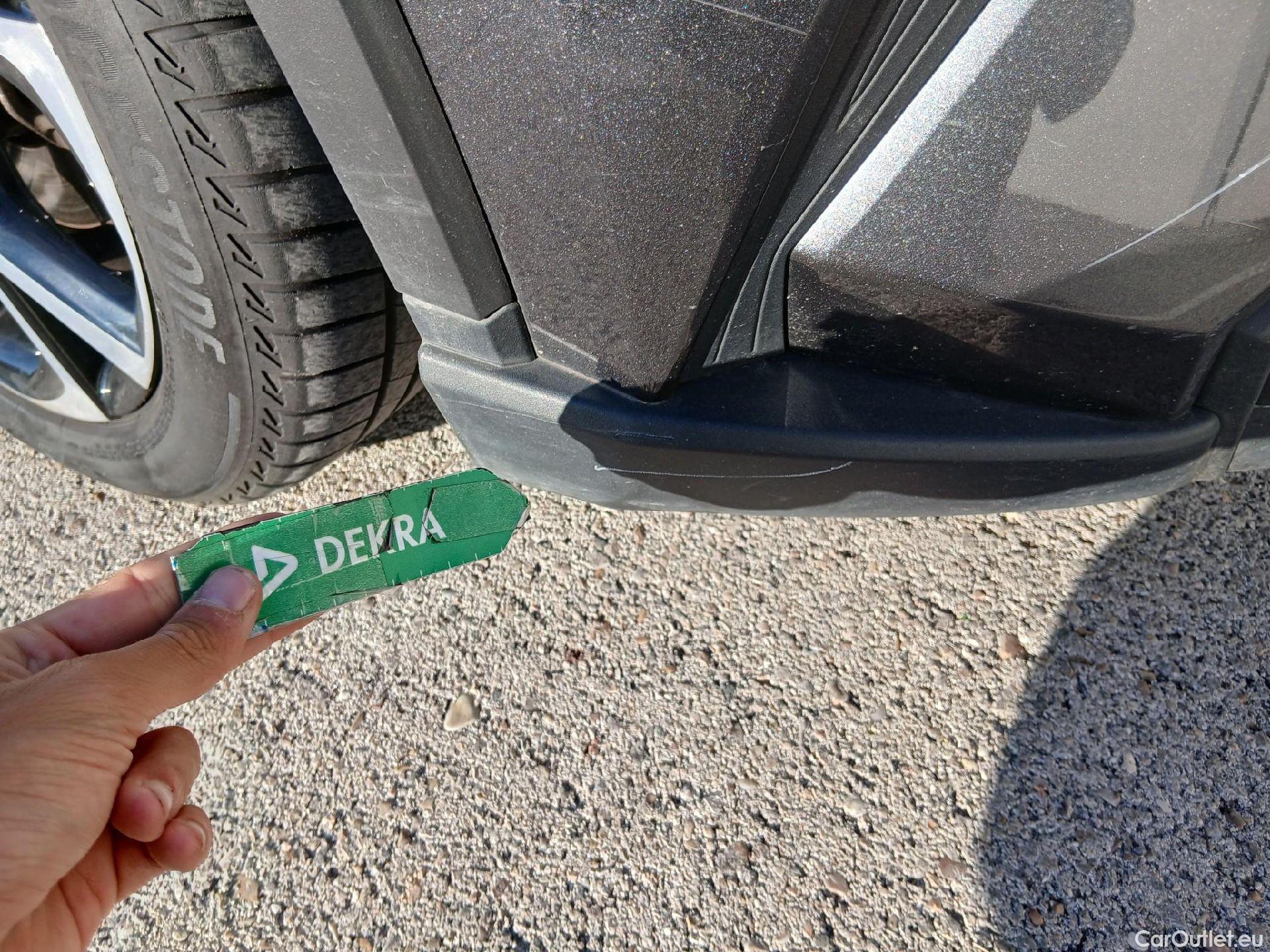  Toyota  C-HR TOYOTA  / 2019 / 5P / todoterreno 1.8 125H Advance #7