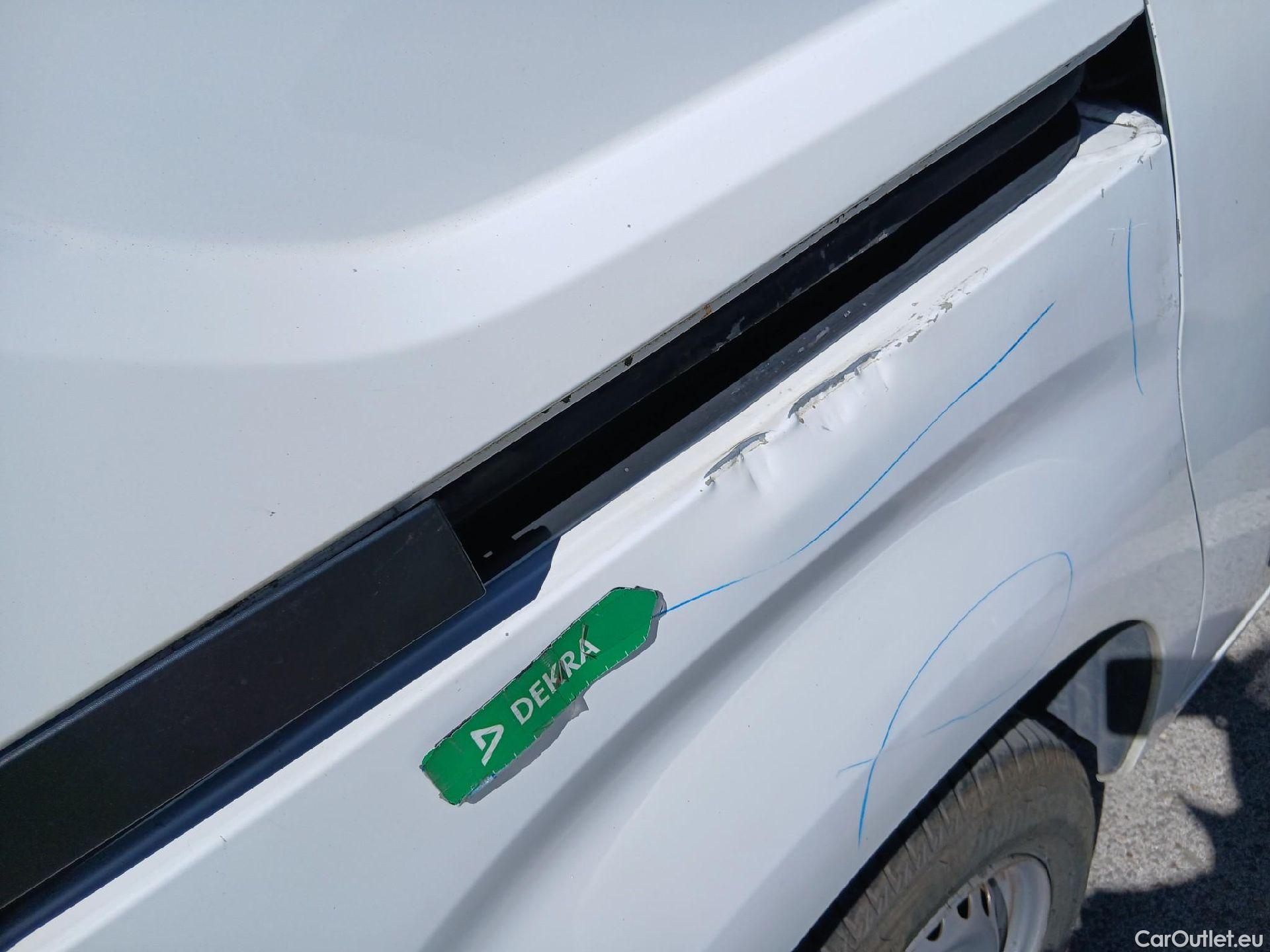  Citroen  Berlingo CITROEN  / 2018 / 3P / furgón derivado de turismo Talla M BlueHDi 73kW CONTROL #31