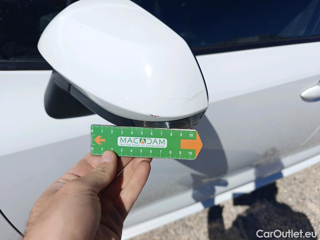  Toyota  Corolla TOYOTA  / 2019 / 5P / familiar 1.8 125H STYLE E-CVT TOURING SPORT #72