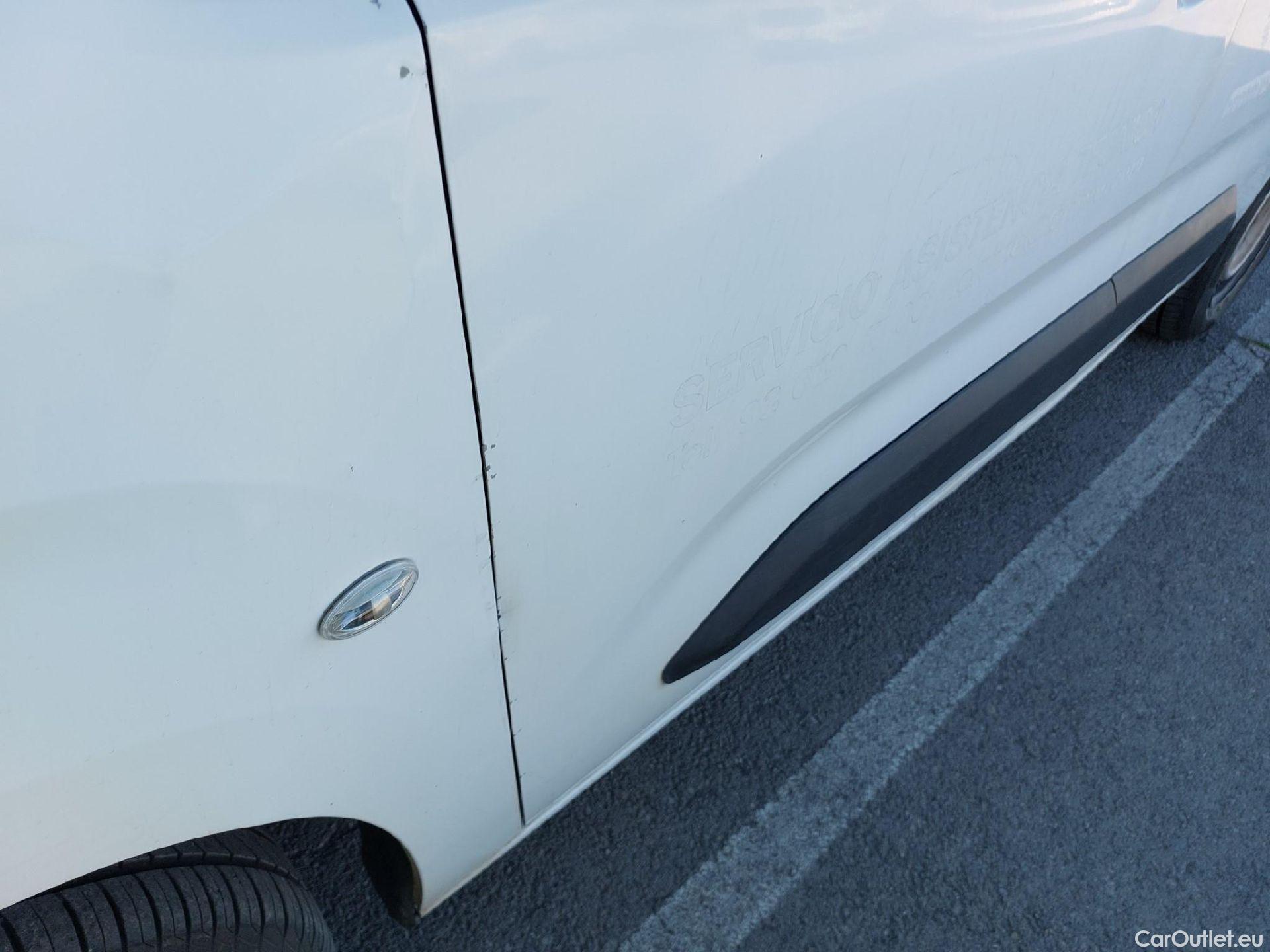  Citroen  Berlingo CITROEN  / 2018 / 3P / furgón derivado de turismo Talla M BlueHDi 73kW CONTROL #16