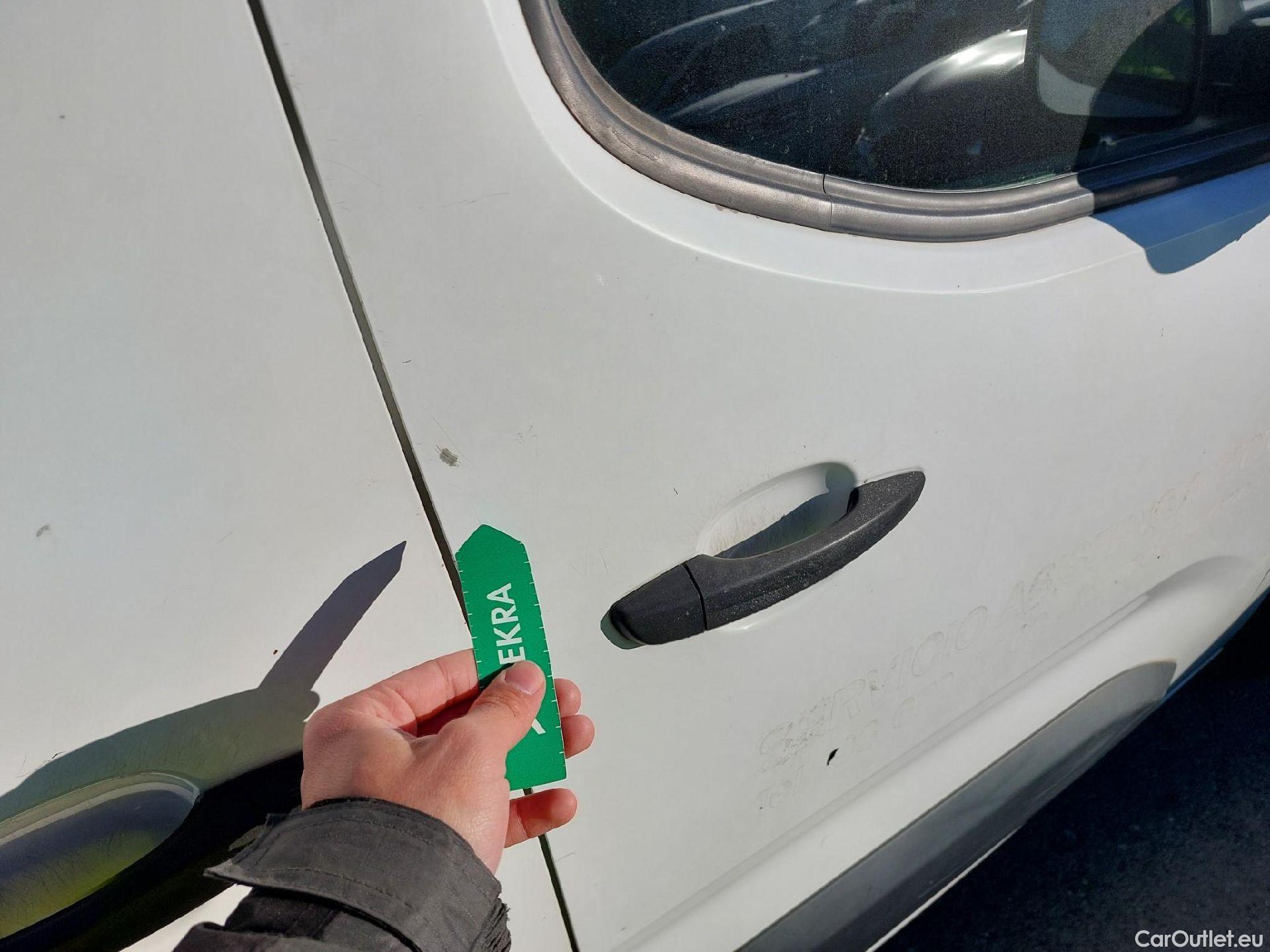  Citroen  Berlingo CITROEN  / 2018 / 3P / furgón derivado de turismo Talla M BlueHDi 73kW CONTROL #30