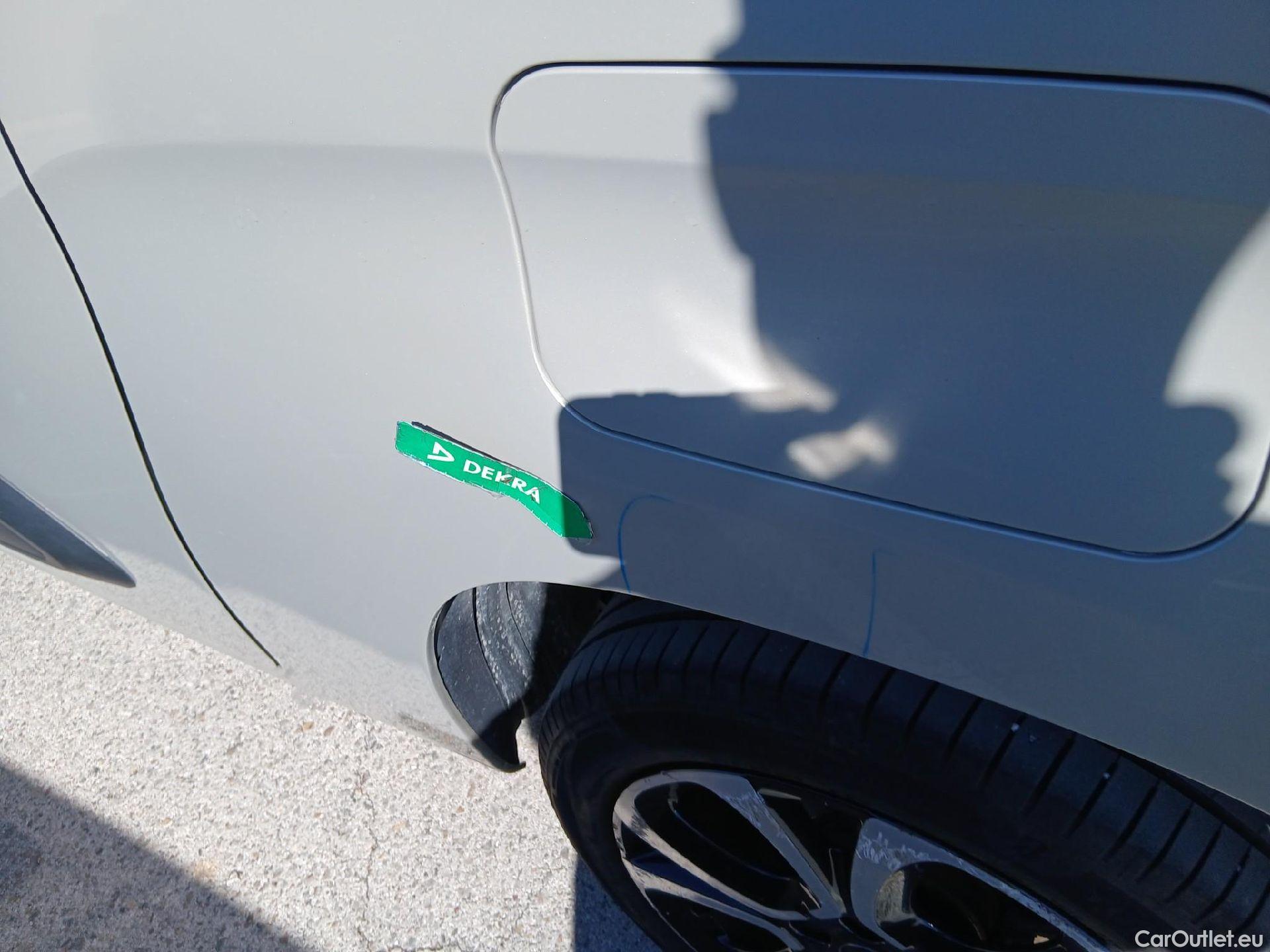  Citroen  Berlingo CITROEN  / 2018 / 5P / monovolumen compacto Talla XL BlueHDi 130 S&S EAT8 SHINE #16