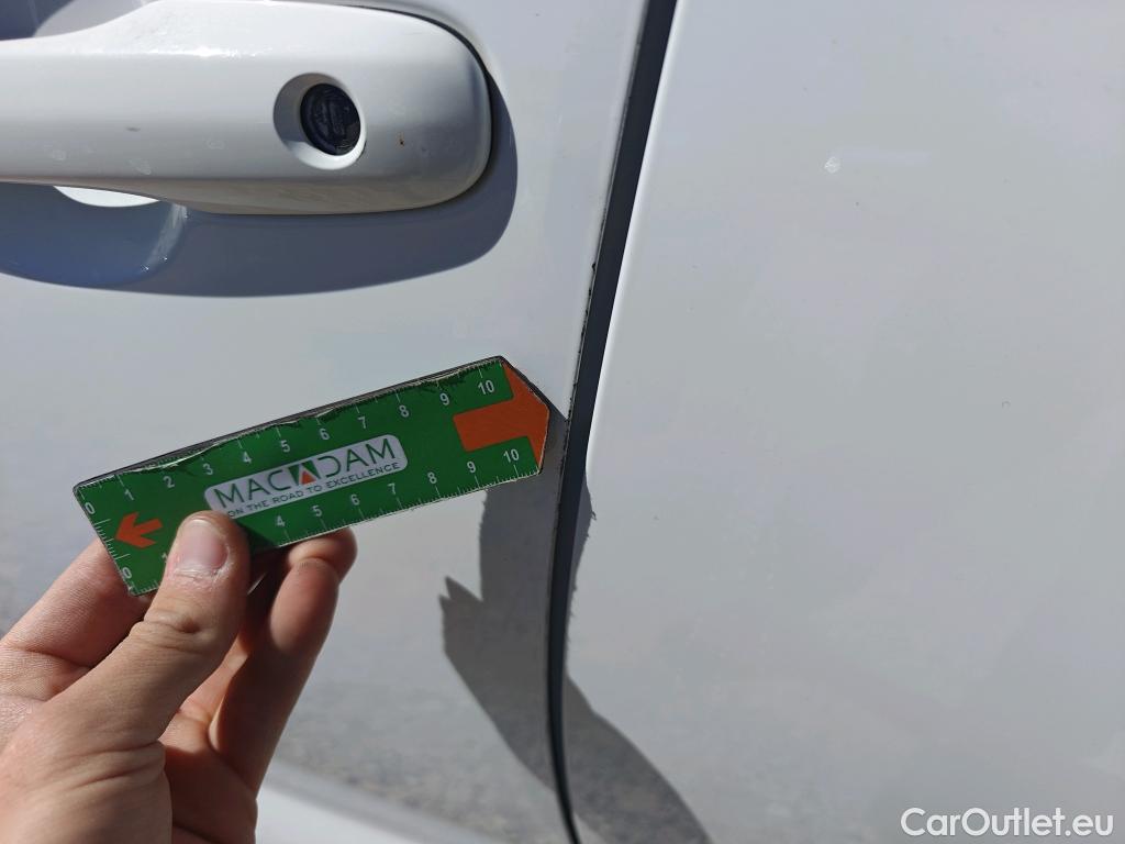  Toyota  Corolla TOYOTA  / 2019 / 5P / familiar 1.8 125H STYLE E-CVT TOURING SPORT #3