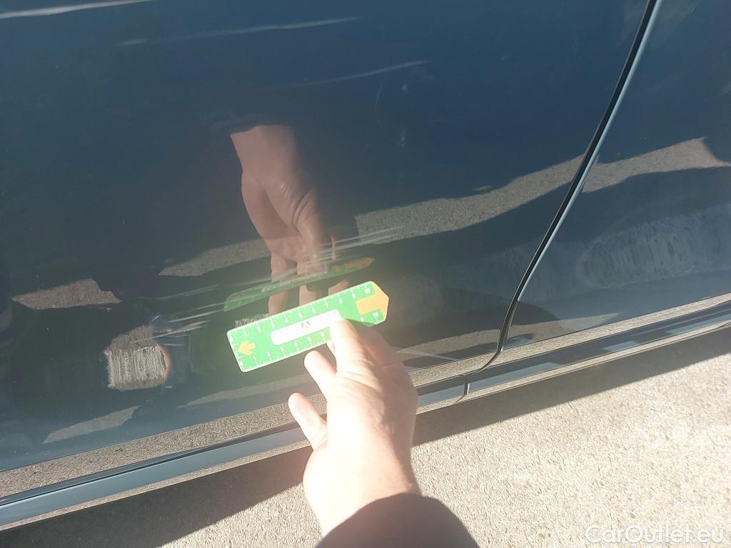  Volvo  XC90 VOLVO  / 2019 / 5P / todoterreno 2.0 T8 AWD Recharge R-Design Auto #27