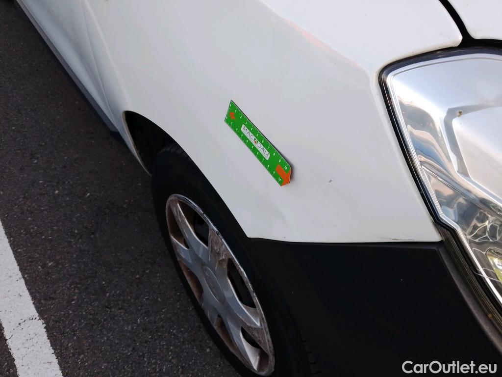  Dacia  Dokker DACIA  / 2013 / 4P / furgón derivado de turismo Van Essential 1.6 75kW (100CV) GLP #18