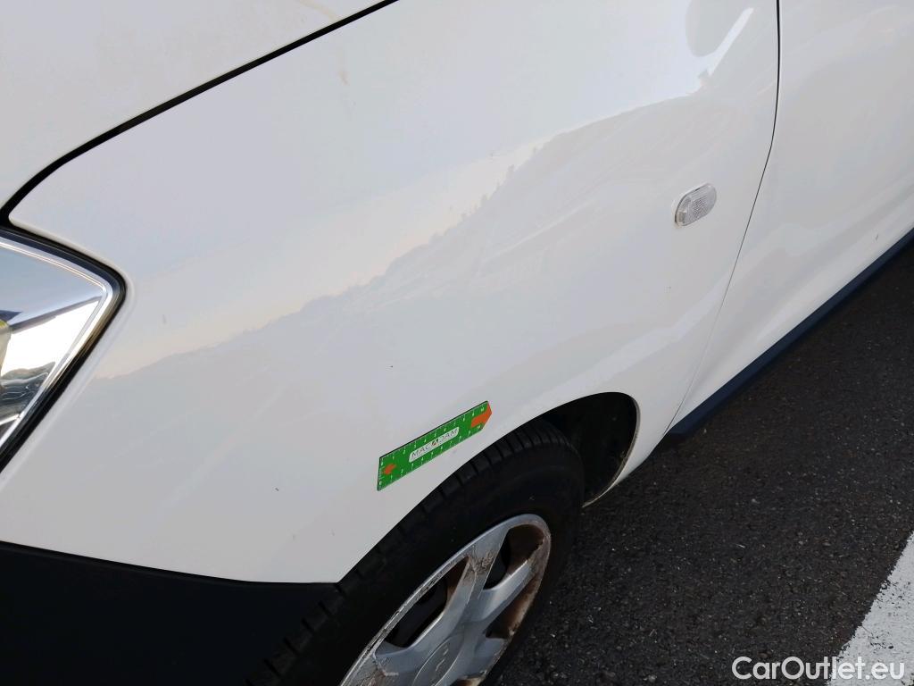  Dacia  Dokker DACIA  / 2013 / 4P / furgón derivado de turismo Van Essential 1.6 75kW (100CV) GLP #15