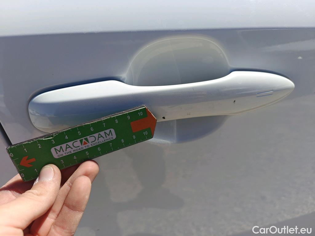  Toyota  Corolla TOYOTA  / 2019 / 5P / familiar 1.8 125H STYLE E-CVT TOURING SPORT #68