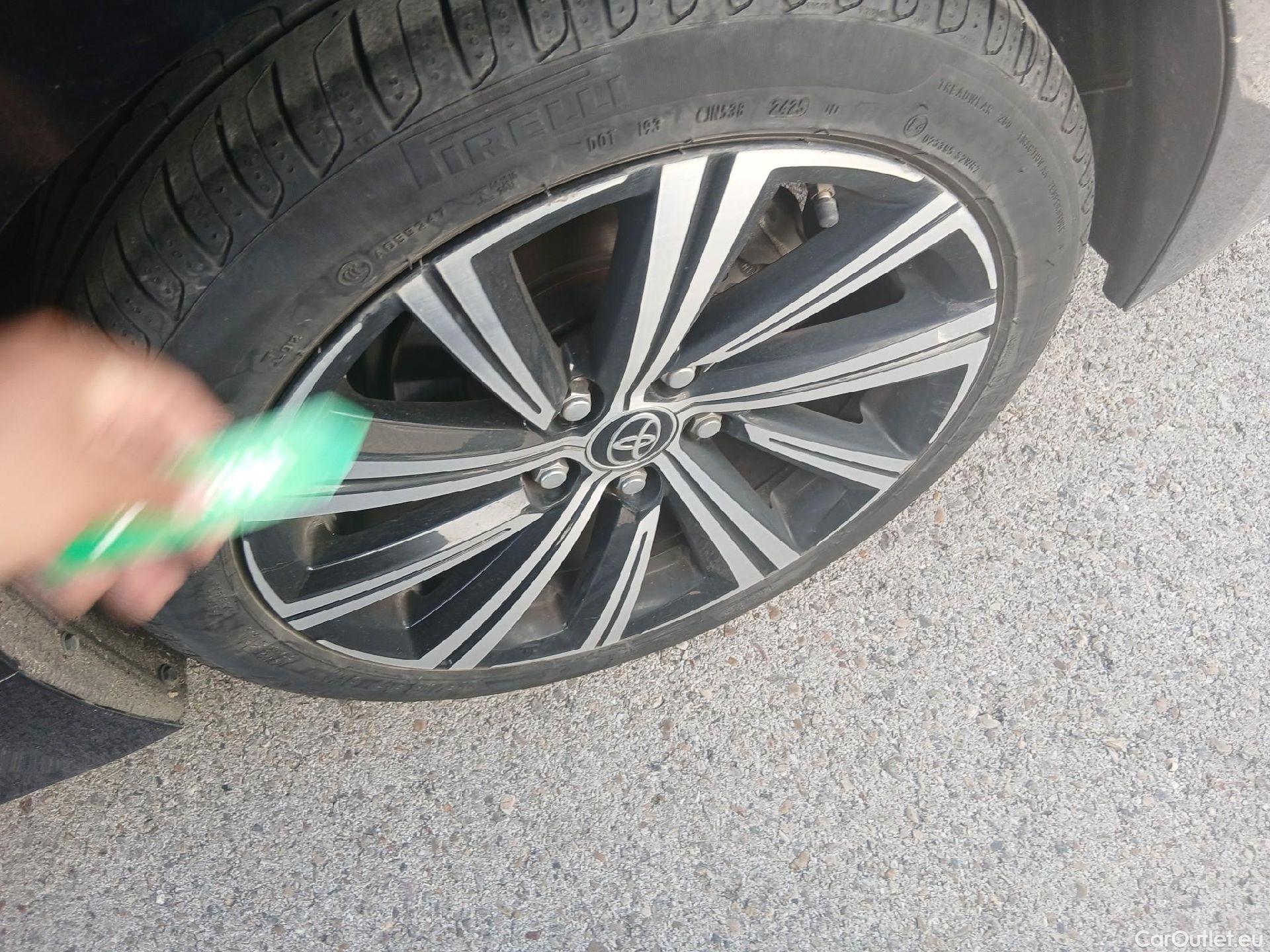  Toyota  Corolla TOYOTA  / 2019 / 5P / familiar 1.8 125H STYLE E-CVT TOURING SPORT #14