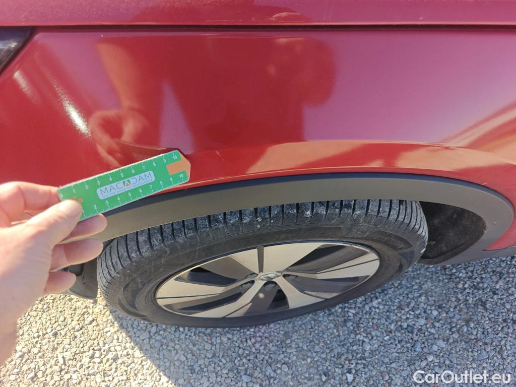  Volvo  XC 40 VOLVO XC40 / 2021 / 5P / todoterreno 1.5 T4 Recharge PHEV Core Auto #34