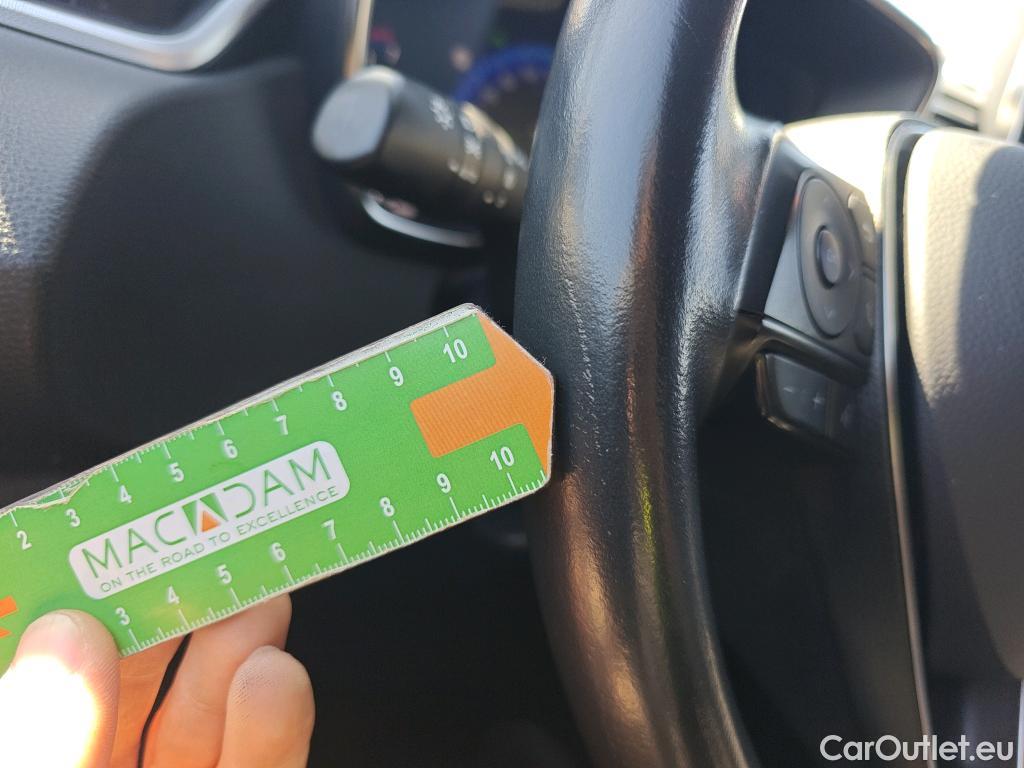  Toyota  Corolla TOYOTA  / 2019 / 5P / familiar 1.8 125H STYLE E-CVT TOURING SPORT #53