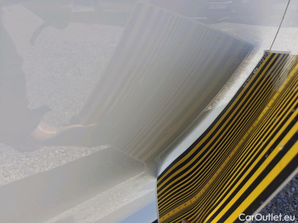  Toyota  Corolla TOYOTA  / 2019 / 5P / familiar 1.8 125H STYLE E-CVT TOURING SPORT #40