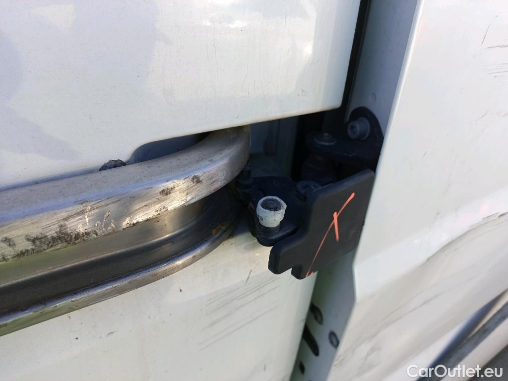  Citroen  Jumper CITROEN  / 2014 / 4P / furgón BlueHDi 103KW (140CV) Furgón 35L2H2 #PANELADO ISOTERMO# #16