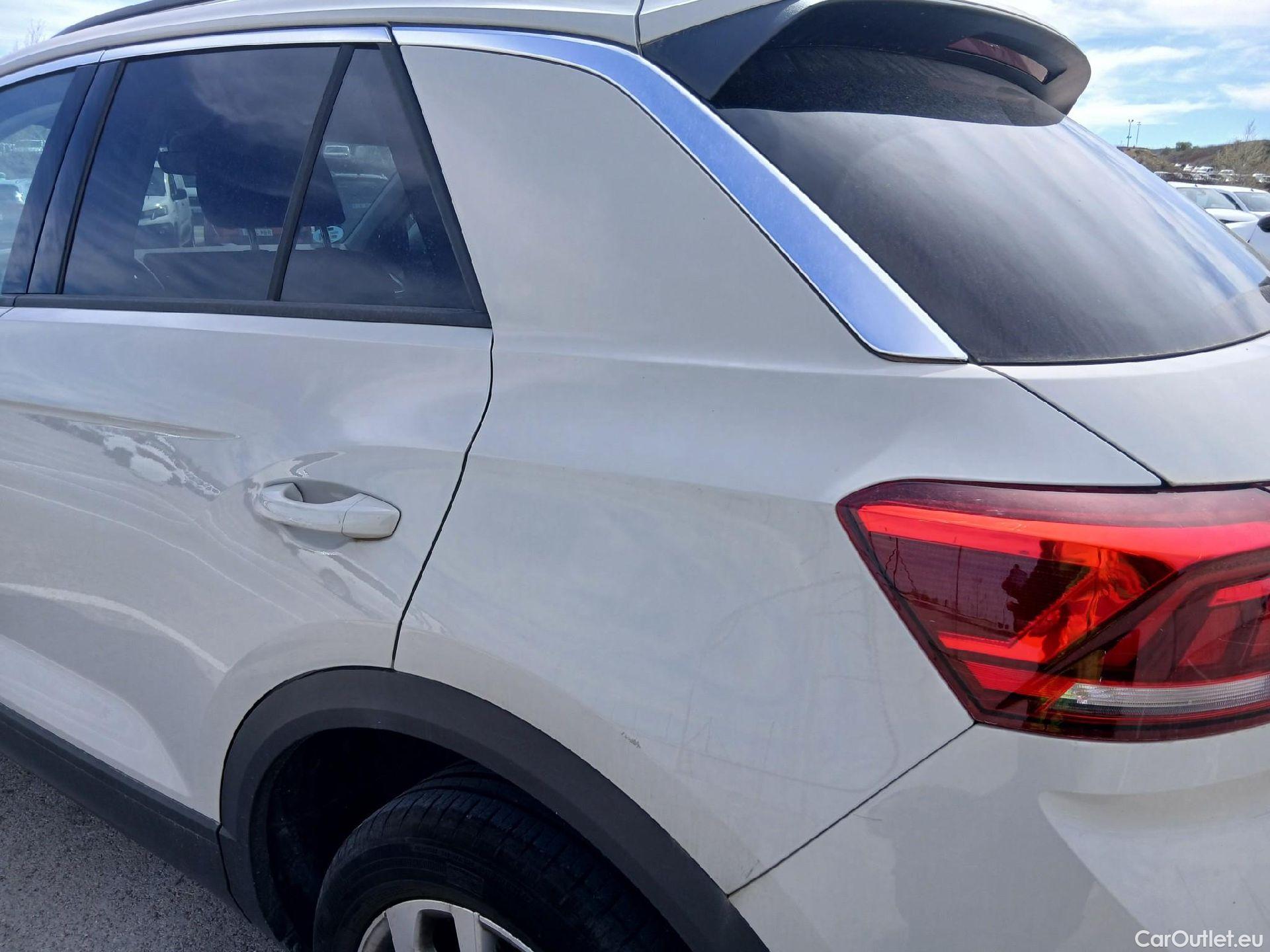  Volkswagen  T-ROC VOLKSWAGEN  / 2021 / 5P / todoterreno Life 1.5 TSI 110kW (150CV) DSG #16