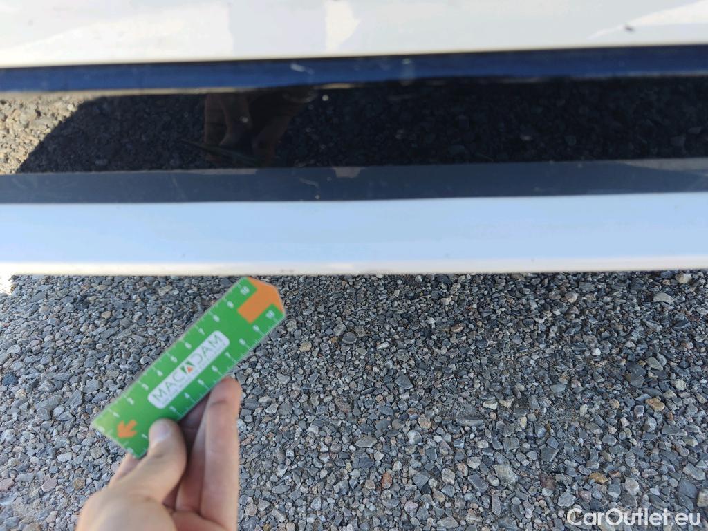  Toyota  Corolla TOYOTA  / 2019 / 5P / familiar 1.8 125H STYLE E-CVT TOURING SPORT #49