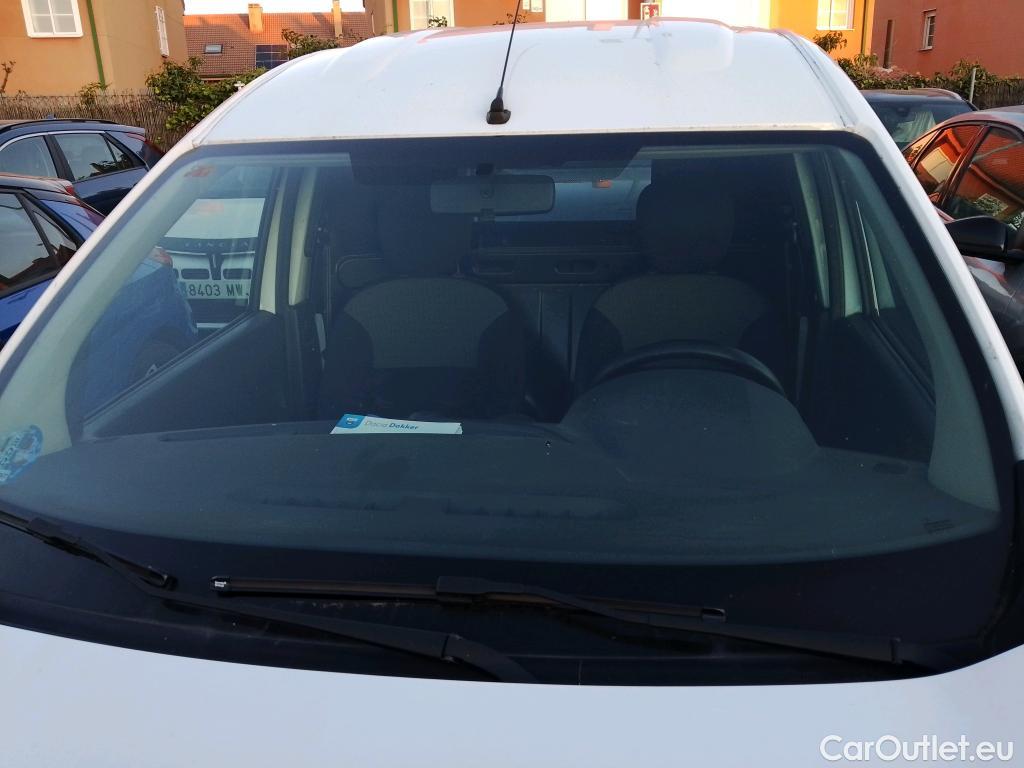  Dacia  Dokker DACIA  / 2013 / 4P / furgón derivado de turismo Van Essential 1.6 75kW (100CV) GLP #1