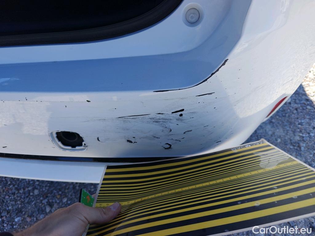  Toyota  Corolla TOYOTA  / 2019 / 5P / familiar 1.8 125H STYLE E-CVT TOURING SPORT #28