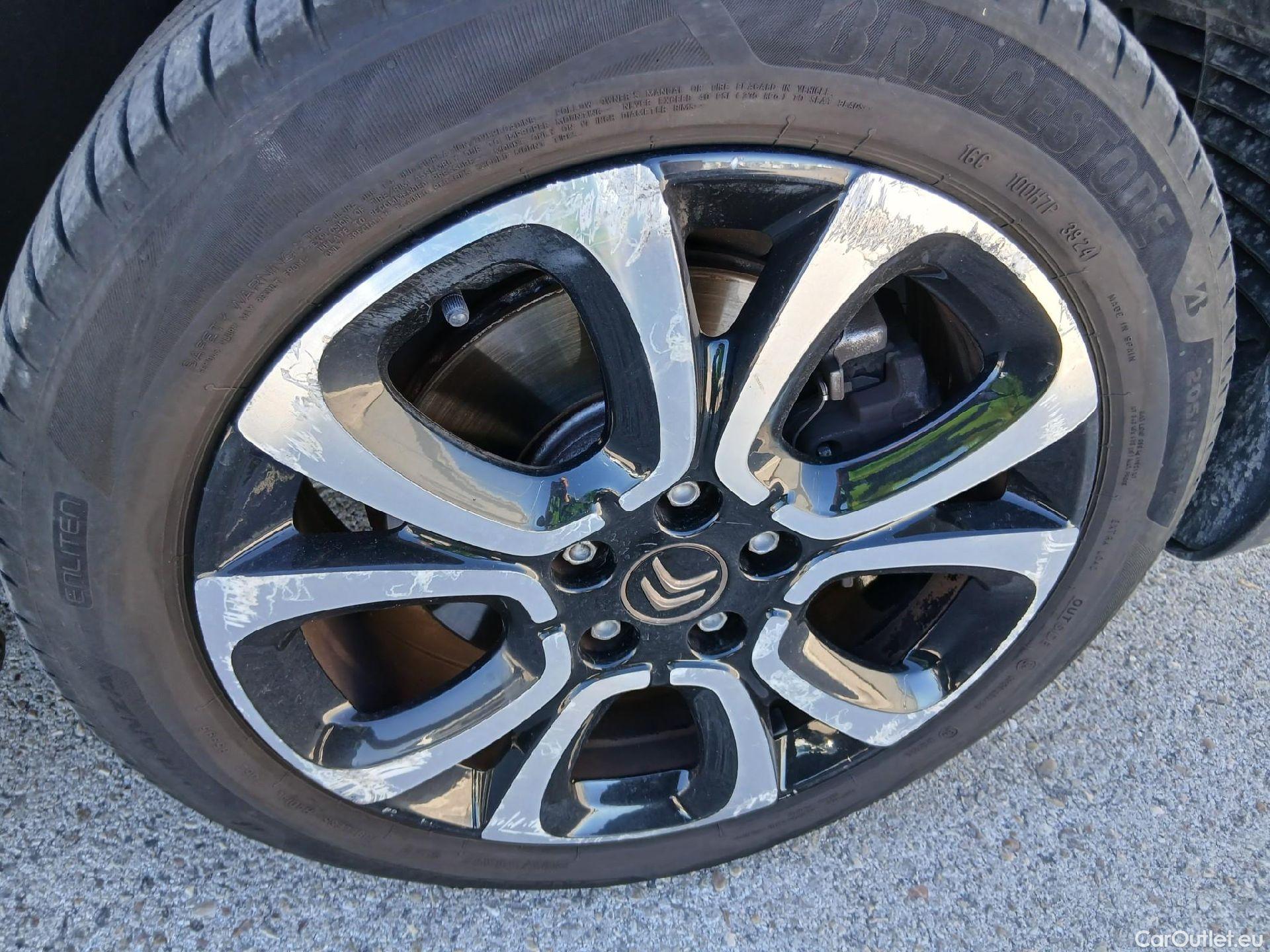  Citroen  Berlingo CITROEN  / 2018 / 5P / monovolumen compacto Talla XL BlueHDi 130 S&S EAT8 SHINE #31