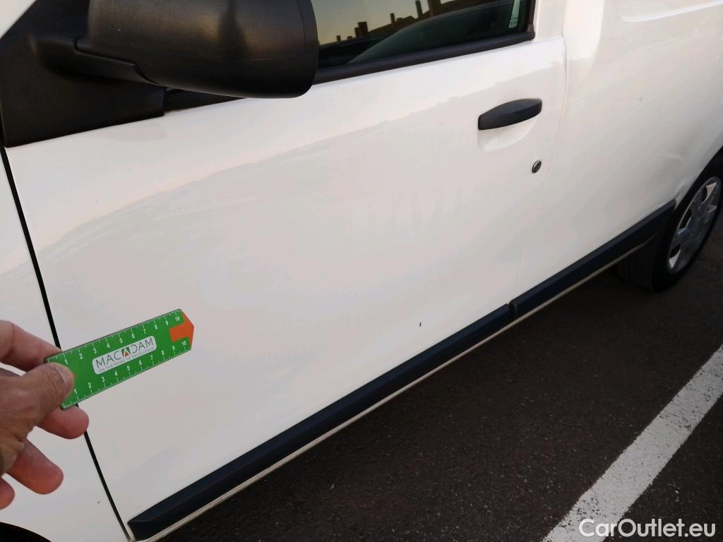  Dacia  Dokker DACIA  / 2013 / 4P / furgón derivado de turismo Van Essential 1.6 75kW (100CV) GLP #7