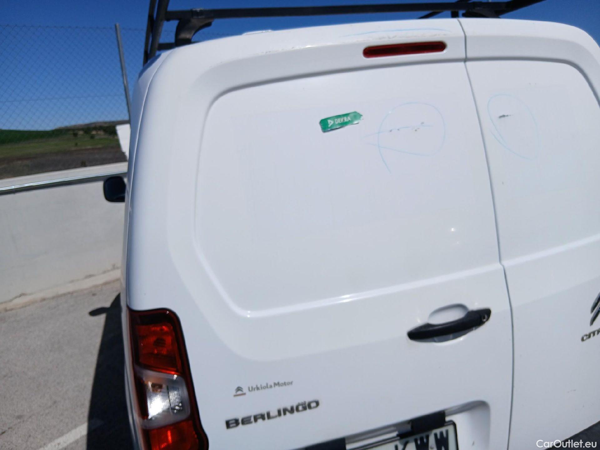  Citroen  Berlingo CITROEN  / 2018 / 3P / furgón derivado de turismo Talla M BlueHDi 73kW CONTROL #24