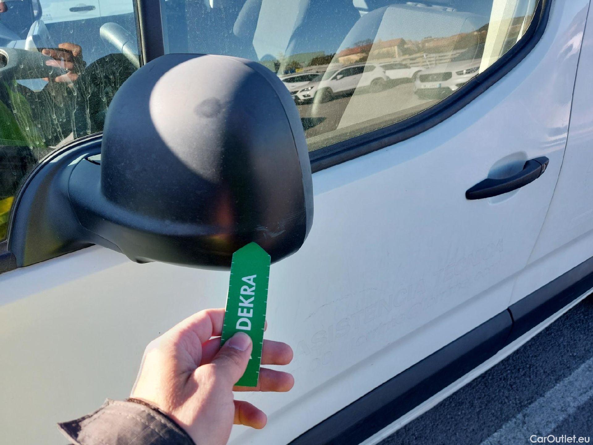  Citroen  Berlingo CITROEN  / 2018 / 3P / furgón derivado de turismo Talla M BlueHDi 73kW CONTROL #18