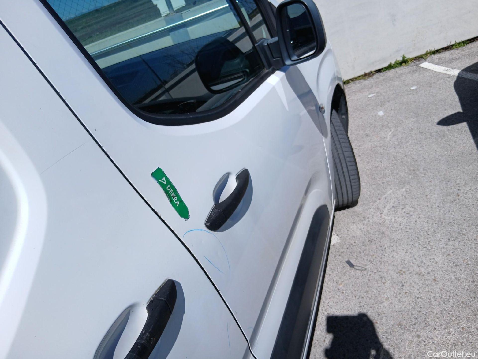  Citroen  Berlingo CITROEN  / 2018 / 3P / furgón derivado de turismo Talla M BlueHDi 73kW CONTROL #38