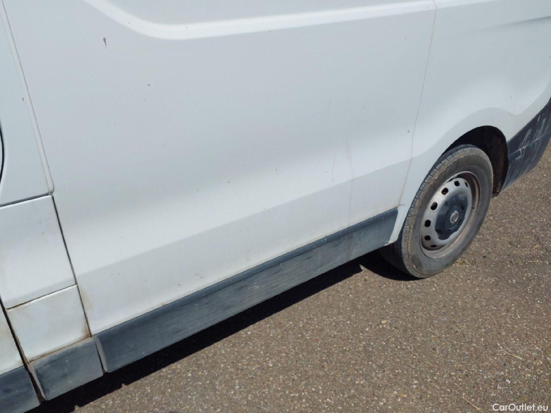  Nissan  Primastar NISSAN  / 2021 / 4P / furgón 2.0dCi 81kW (110CV) L1H1 1T Go #8