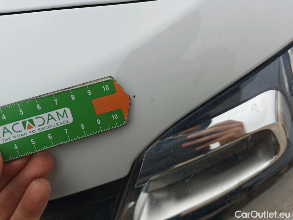  Opel  Vivaro OPEL  / 2019 / 4P / furgón 1.5 D 88kW (120CV) M Std Express M.P. DC #67